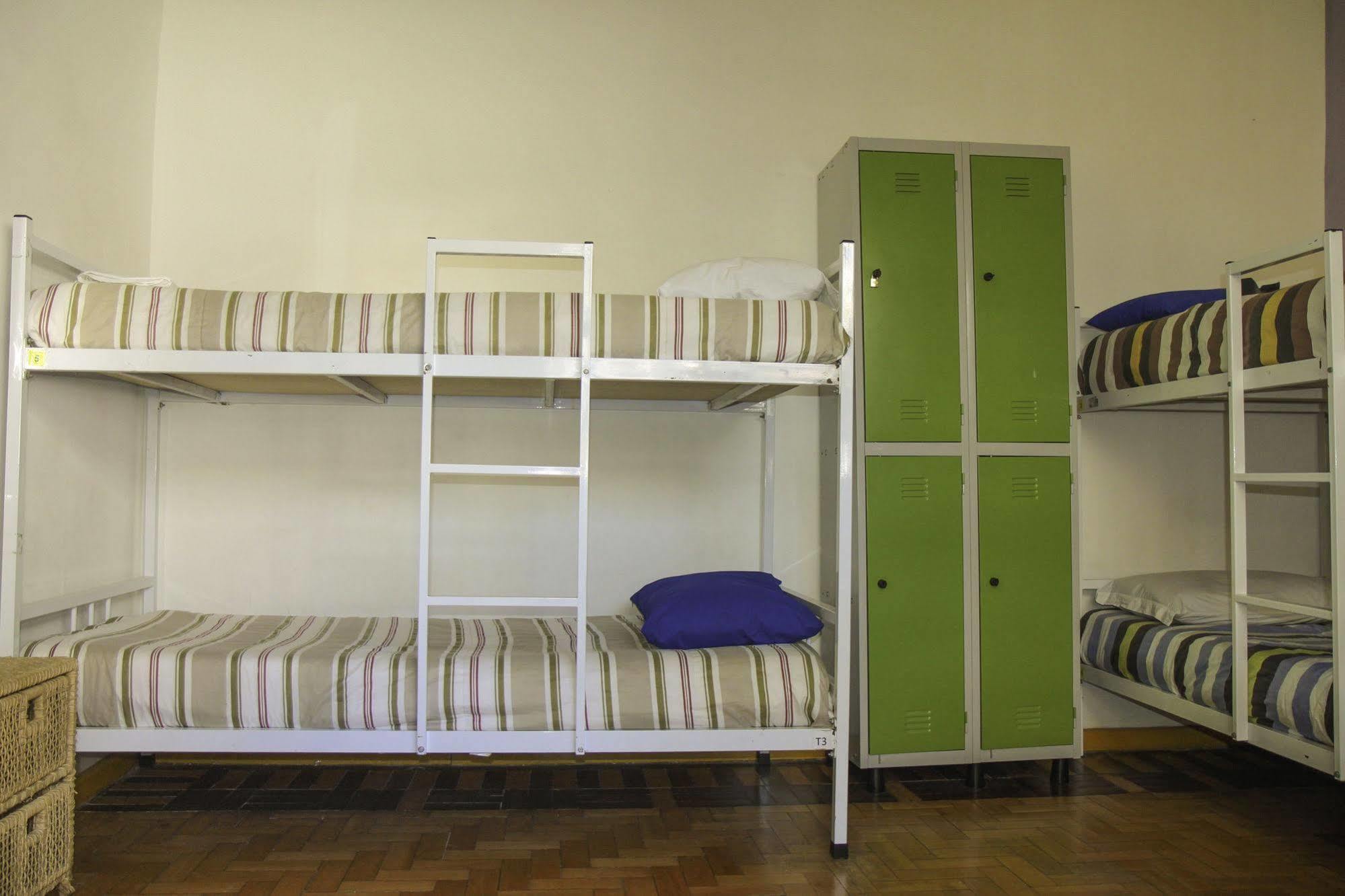 Vila Carioca Hostel Рио-де-Жанейро Экстерьер фото