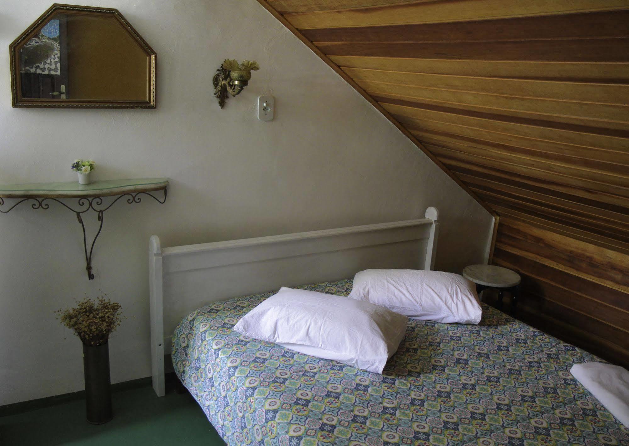 Vila Carioca Hostel Рио-де-Жанейро Экстерьер фото